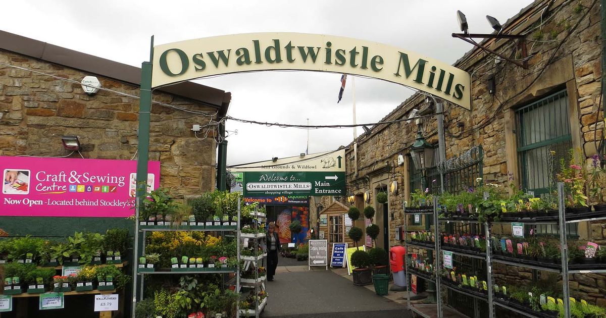 Oswaldtwistle Mill Boogie Woogie Shop & Show